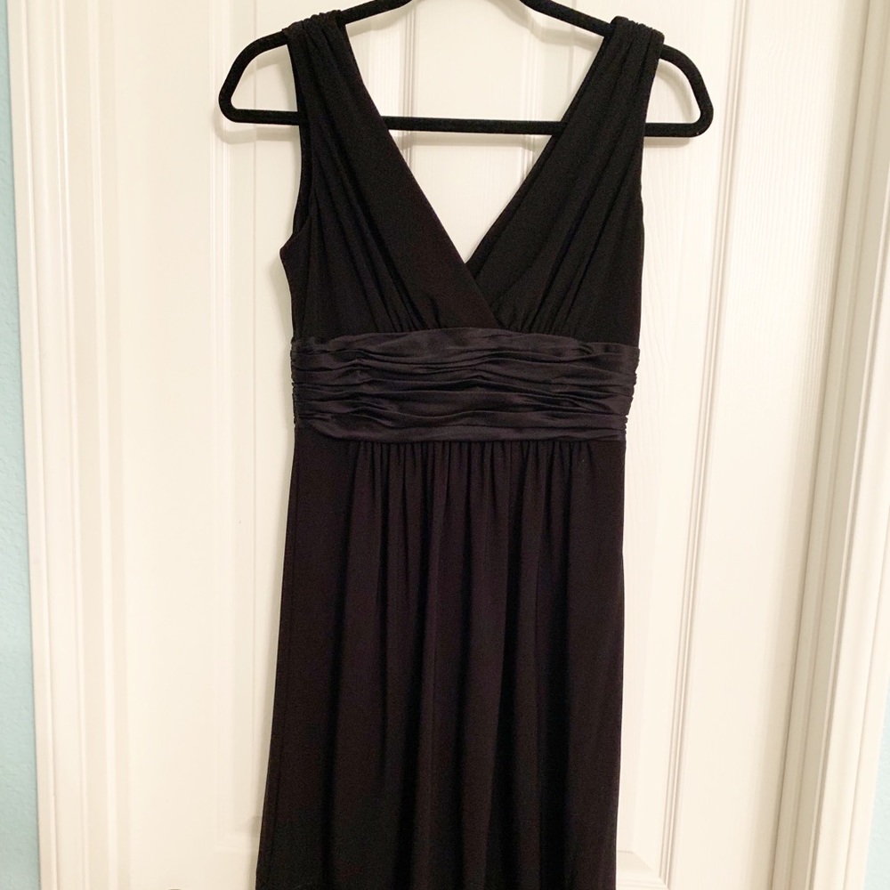 Jones New York Sleeveless V Neck Dress Size 4